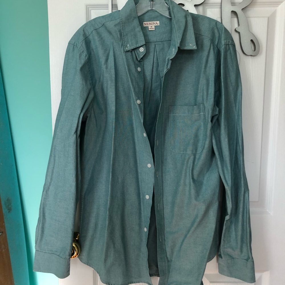 Men’s dress shirt